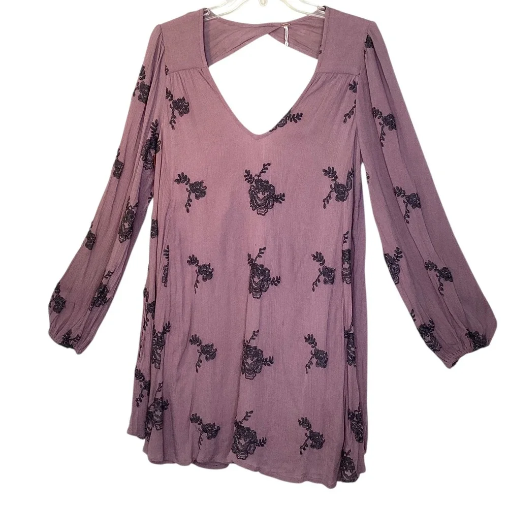 Free People Austin Dress Sz M Mauve Embroidered Mini Open Back Boho Festival EUC - Picture 2 of 9